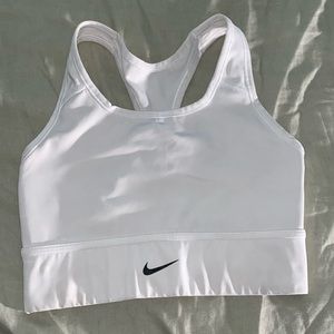 white nike sports bra